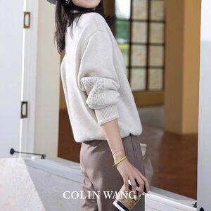 Unisex 100% cashmere crew neck sweater size M